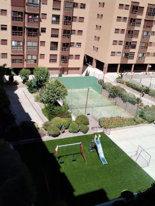 דירות Madrid Wanda Aeropuerto Ifema Plenilunio Dy מראה חיצוני תמונה